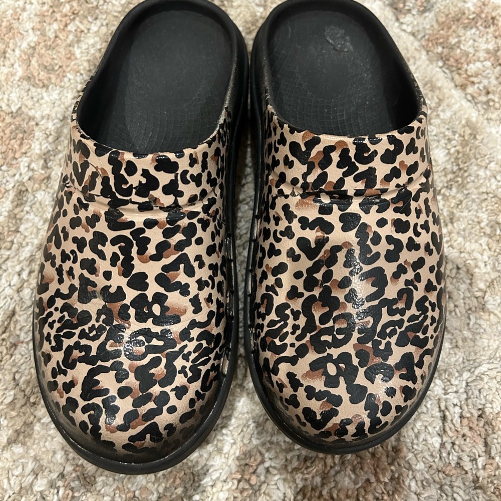 Oofos recovery clog